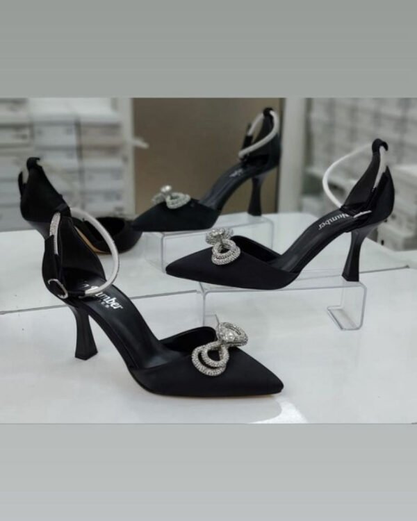 Women's Heels for Big Feet
