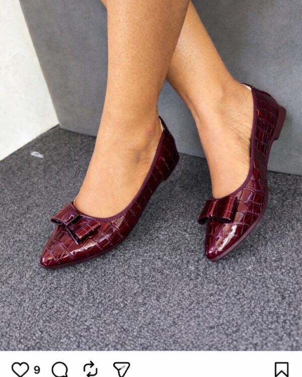 Women's Flat Shoes for Big Feet