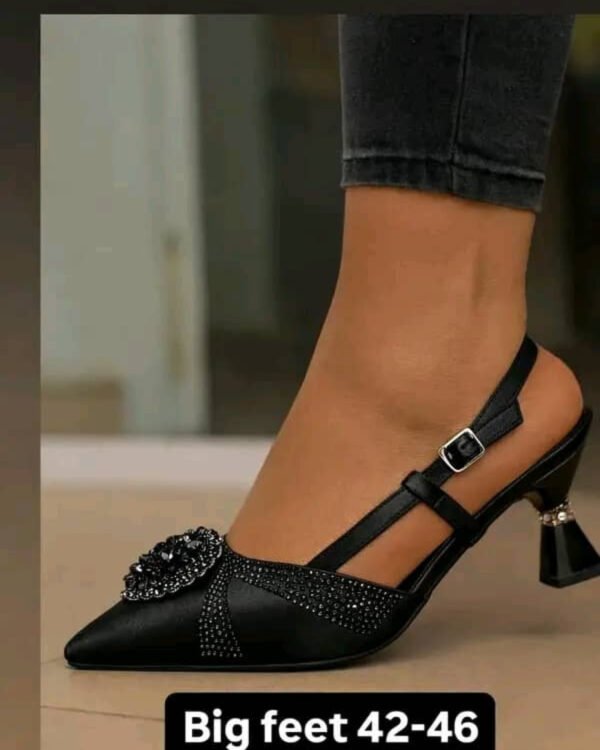 Women's Heels for Big Feet