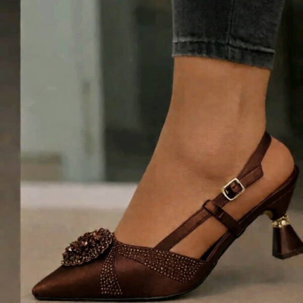 Women's Sling Back Shoes for Big Feet