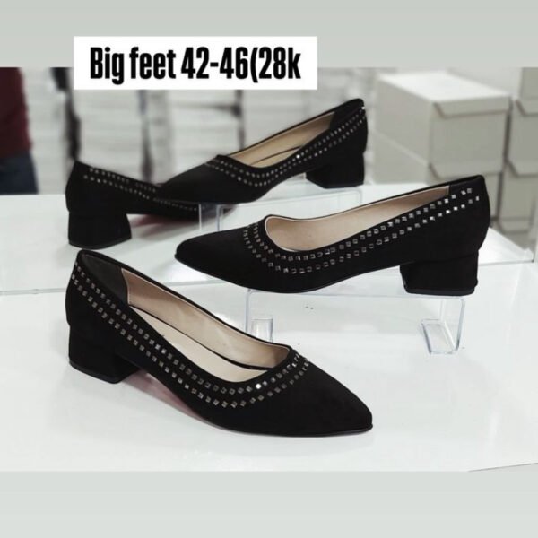 Women's Shoes for Big Feet