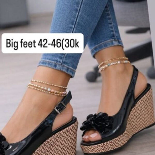 Women's Sling Back Shoes for Big Feet